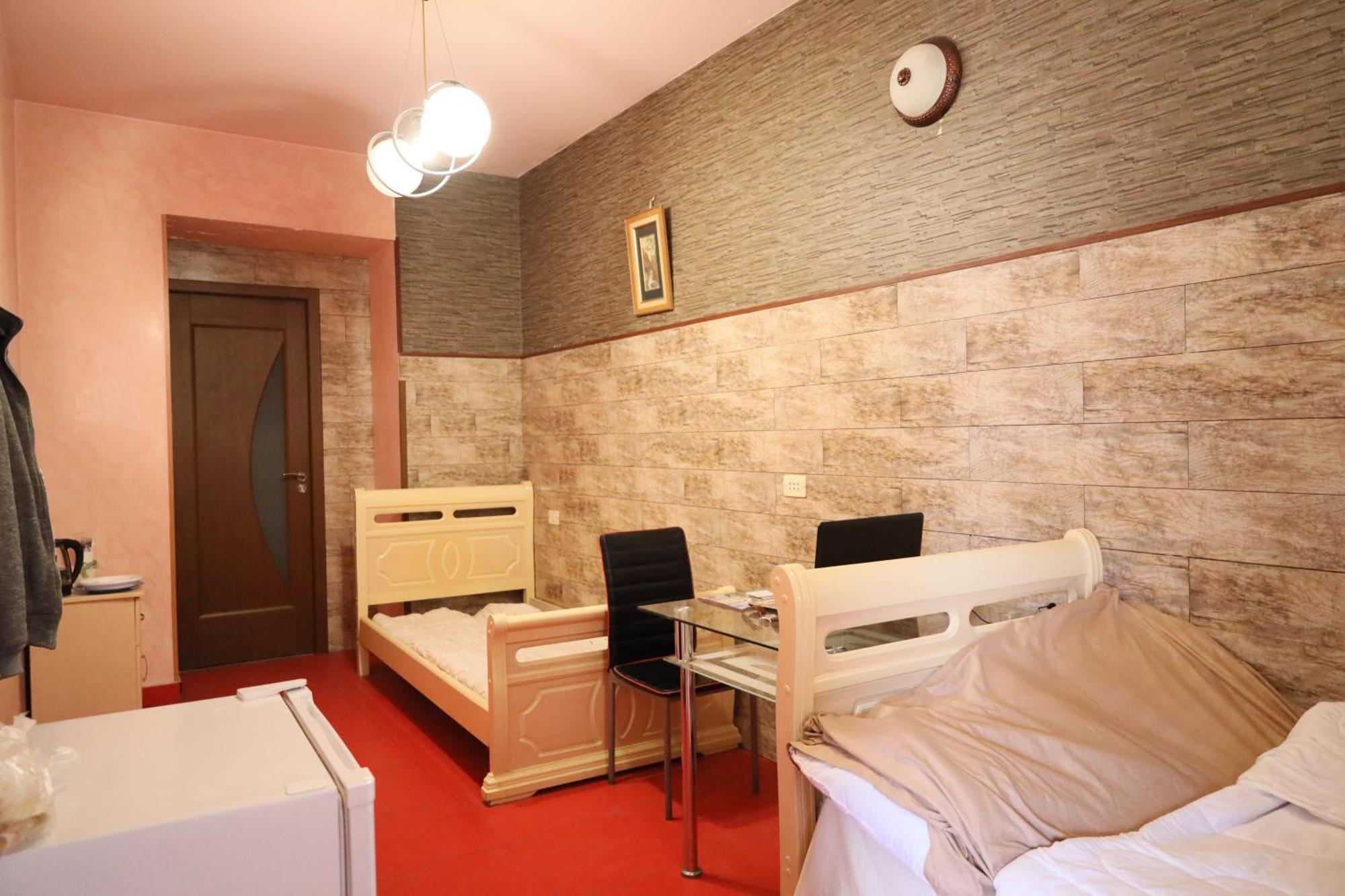 Art Hotel Erivan Exterior foto